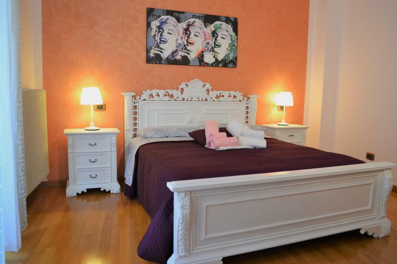 La Casa Di Ludo Bed & Breakfast Ена Екстериор снимка