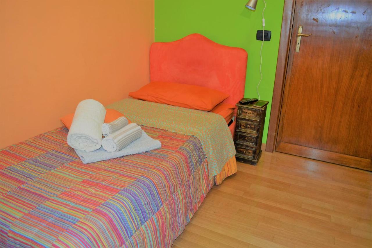 La Casa Di Ludo Bed & Breakfast Ена Екстериор снимка