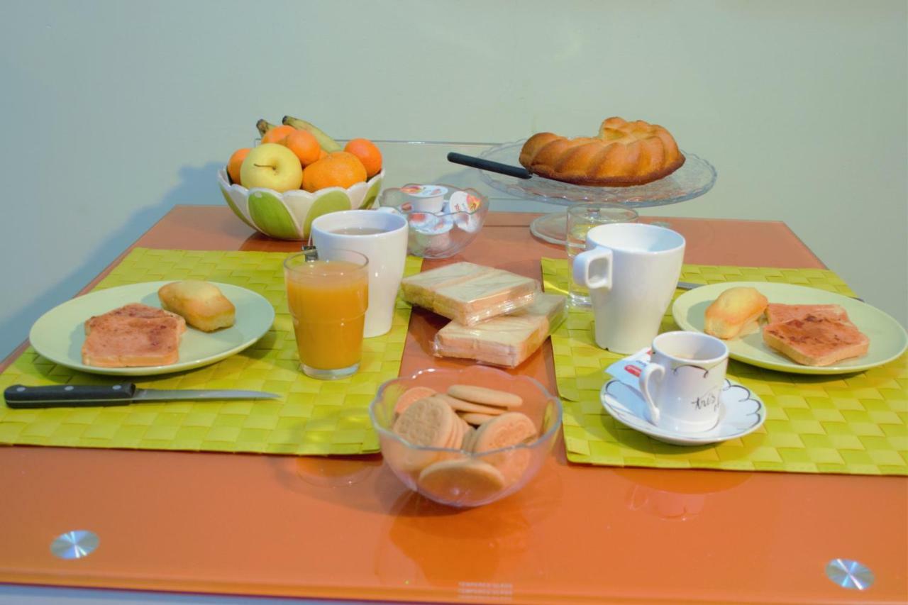 La Casa Di Ludo Bed & Breakfast Ена Екстериор снимка