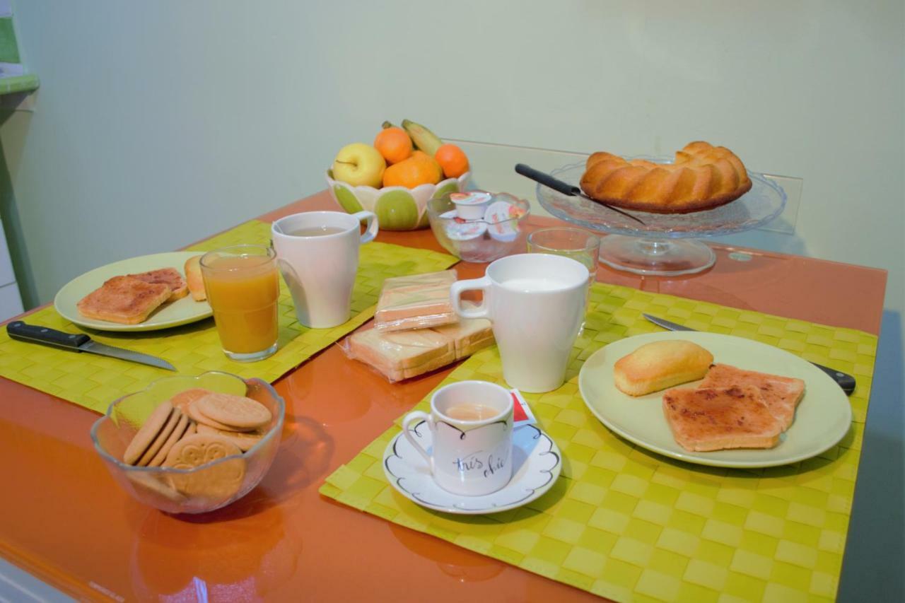 La Casa Di Ludo Bed & Breakfast Ена Екстериор снимка